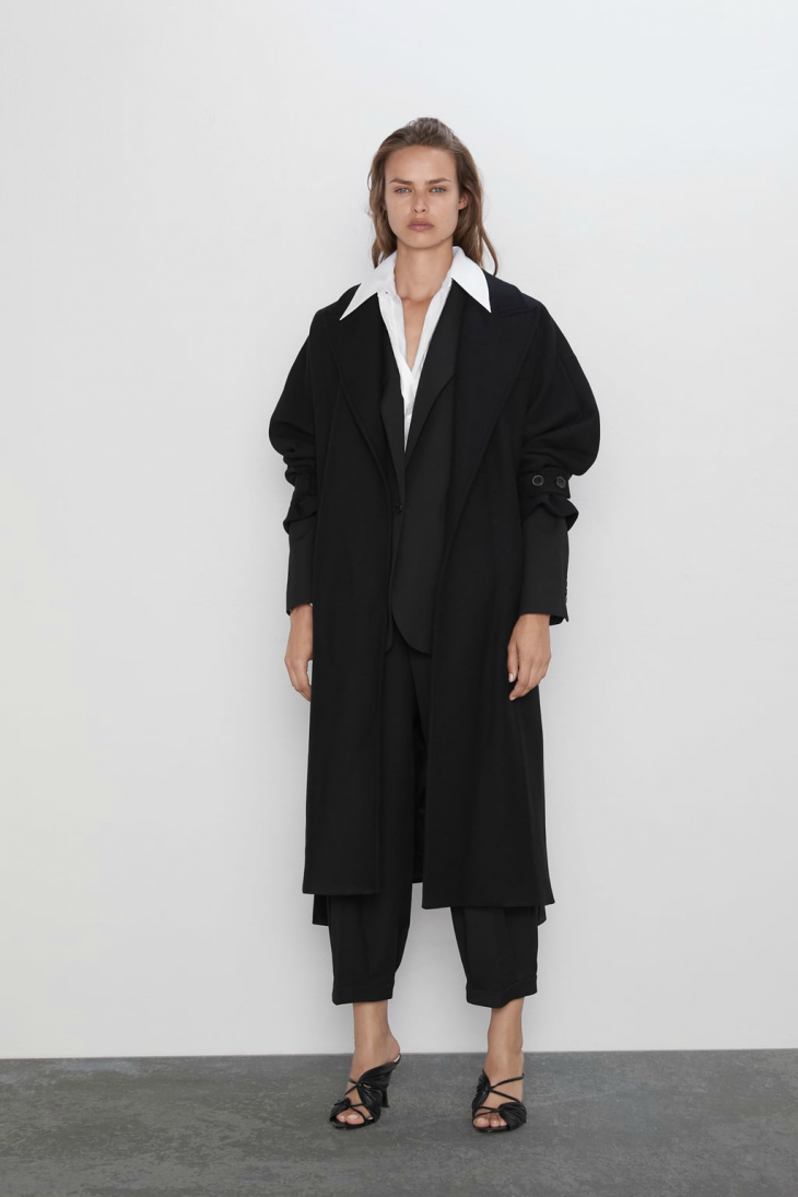 Черное пальто с поясом Zara