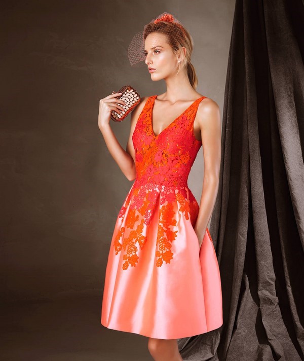 Красивые короткие платья на выпускной 2020-2021 - модные фасоны, тренды, фото