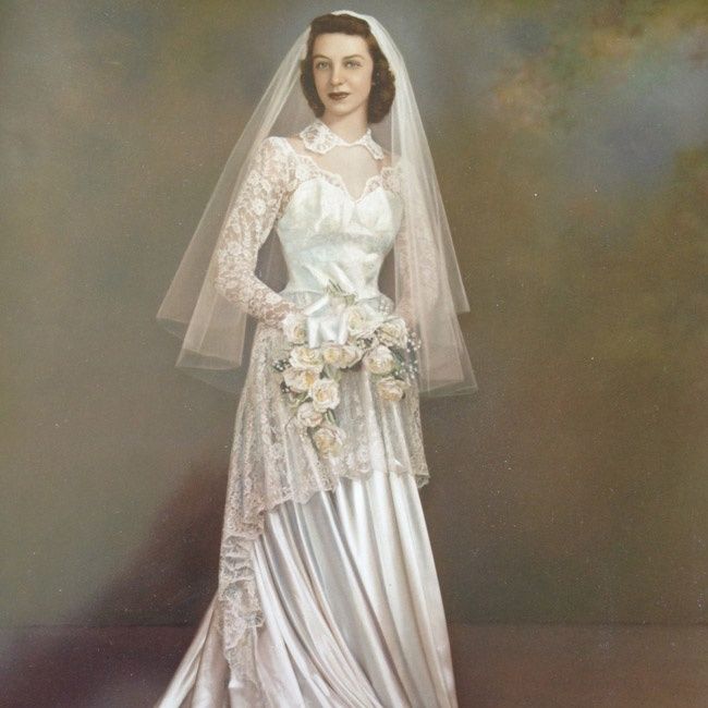 Подборка свадебных платьев разных эпох, фото № 24