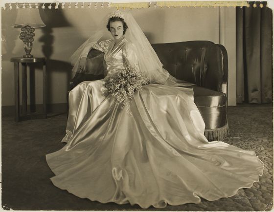 Подборка свадебных платьев разных эпох, фото № 20