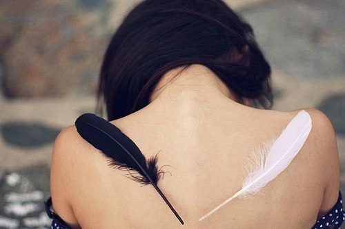Фото девушка брюнетка с каре со спины   сборка (17)