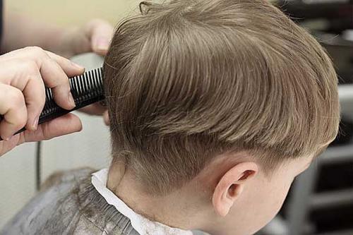 Как подстричь мальчика поэтапно. Как дома самой подстричь ребенка мальчика?