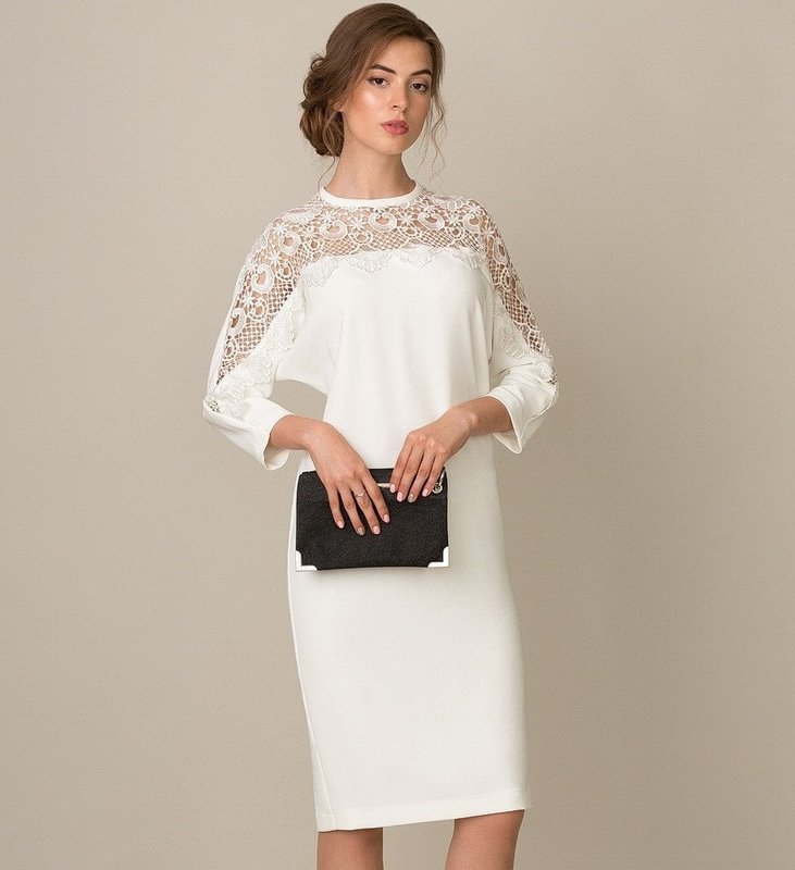Модное белое платье