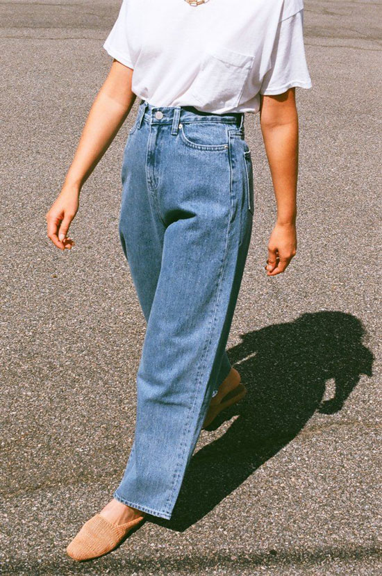 Стильные джинсы для женщин на весну 2020