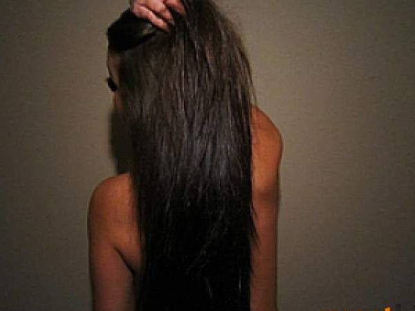 Фото на аву брюнеток с длинными волосами со спины (16)