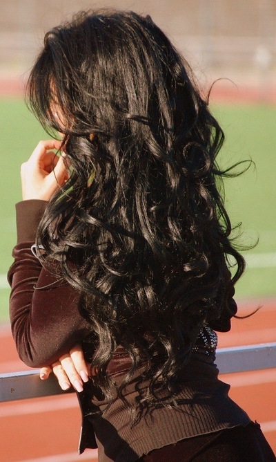Фото на аву брюнеток с длинными волосами со спины (22)