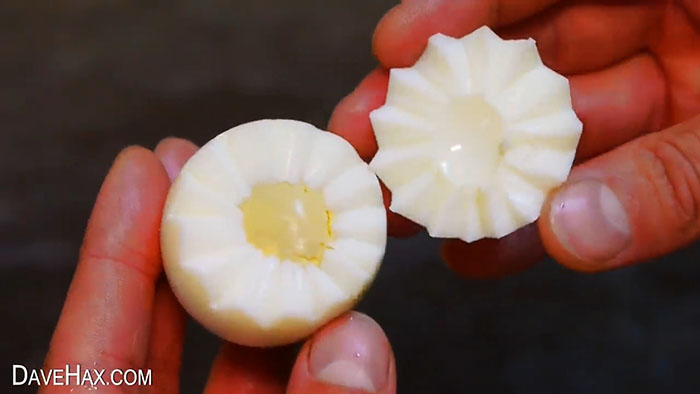 Как красиво разрезать яйцо без фигурного ножа