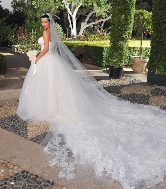 Свадебное платье Ким Кардашьян