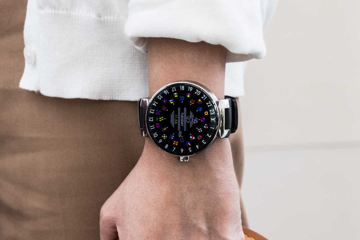 Модель умных часов от бренда Louis Vuitton