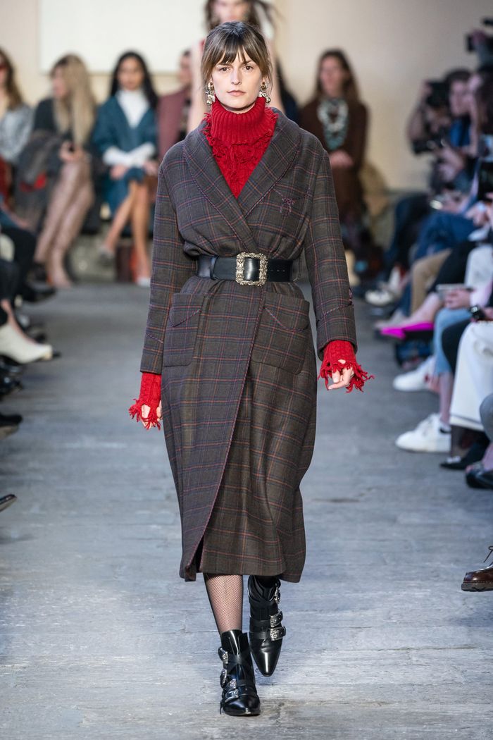 Модное пальто с поясом осень-зима 2019-2020 из коллекции Etro
