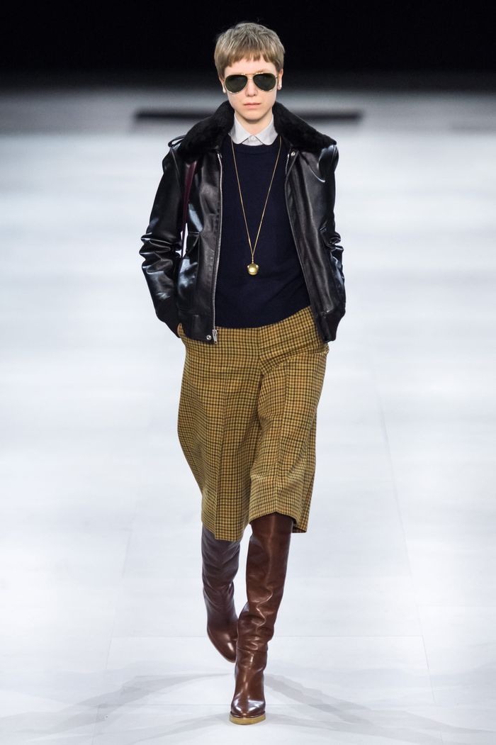 Модные укороченные брюки осень-зима 2019-2020 из новой коллекции Celine
