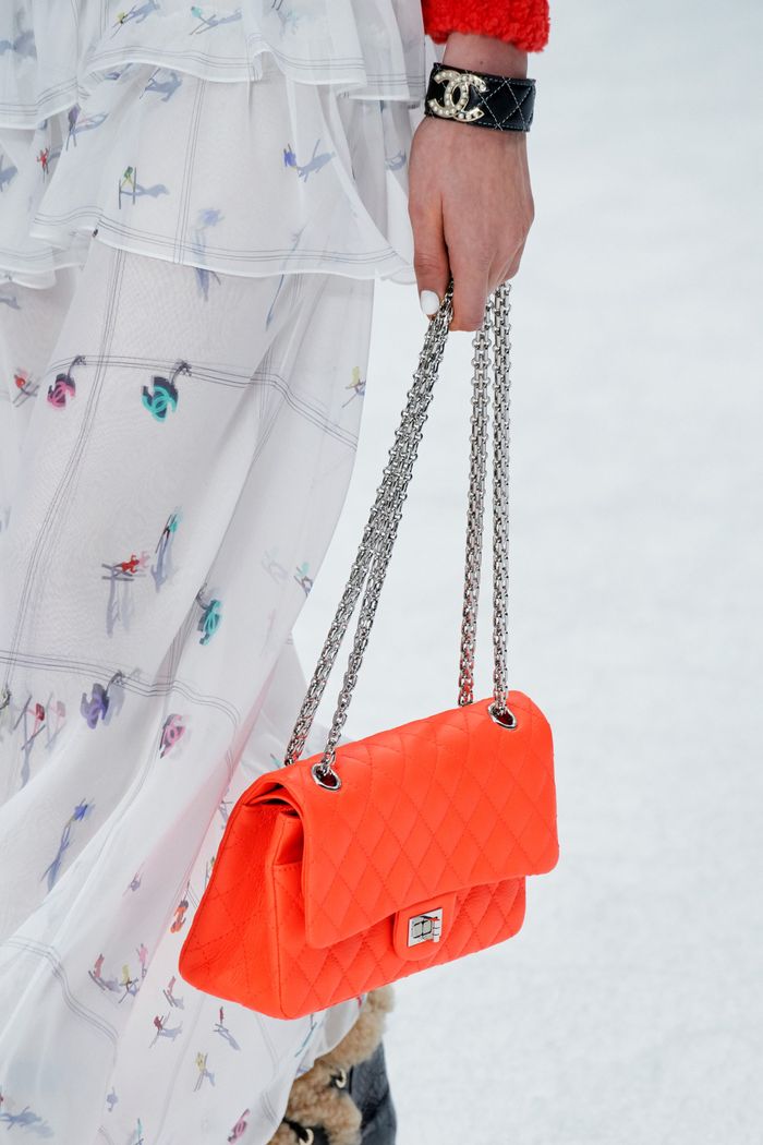 Модные цвета сумок. Коллекция осень-зима 2019-2020 Chanel