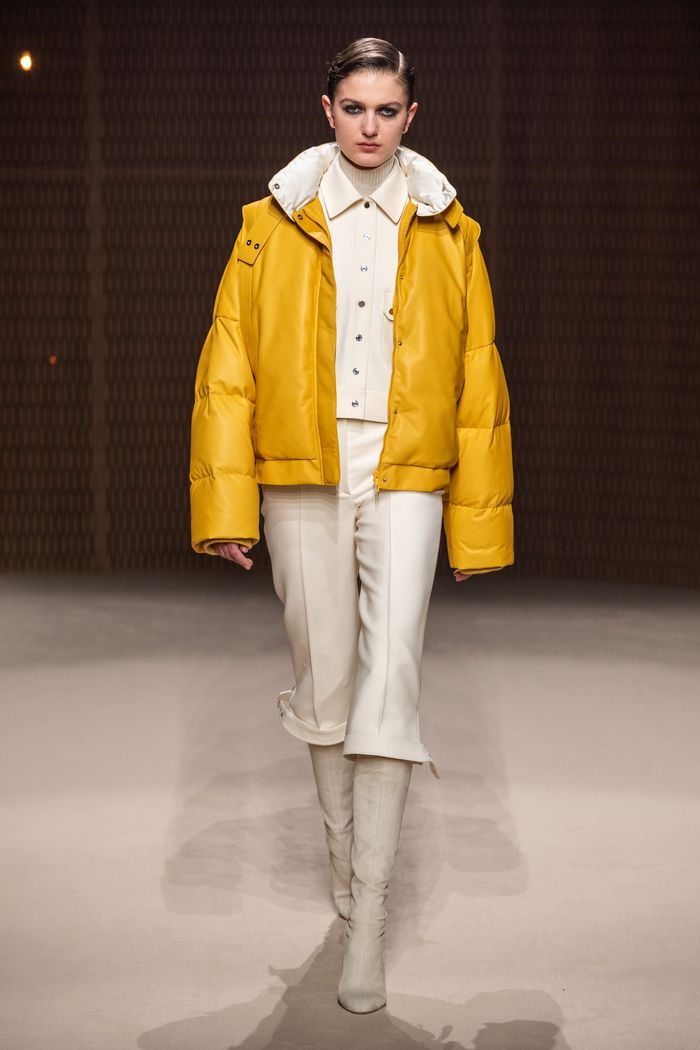 Модные укороченные брюки осень-зима 2019-2020 из новой коллекции Hermès