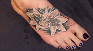  татуировка на ноге